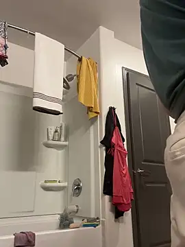 Snapshot of SexyB214 chatting on October 17, 9:39 pm SexyB214 online show from October 17, 9:39 pm