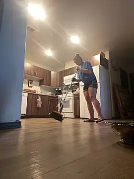 Snapshot of SexyB214 chatting on October 30, 6:30 pm SexyB214 online show from October 30, 6:30 pm