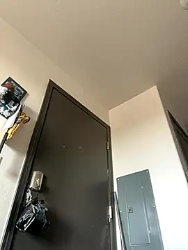 Snapshot of SexyB214 chatting on November 3, 8:32 pm SexyB214 online show from November 3, 8:32 pm