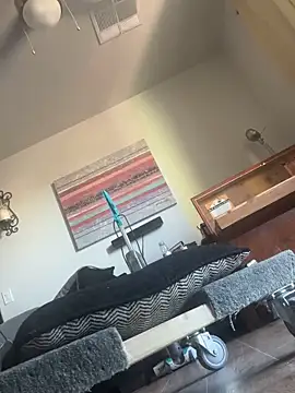 Snapshot of SexyB214 chatting on November 5, 5:57 pm SexyB214 online show from November 5, 5:57 pm