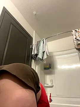 Snapshot of SexyB214 chatting on November 6, 10:27 am SexyB214 online show from November 6, 10:27 am