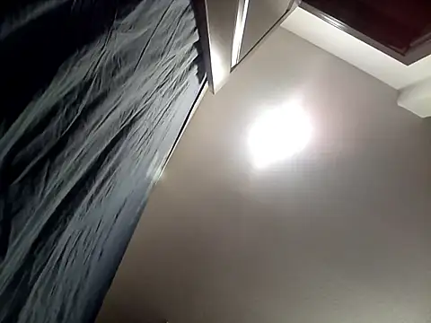 Snapshot of SexyB214 chatting on November 28, 5:15 pm SexyB214 online show from November 28, 5:15 pm