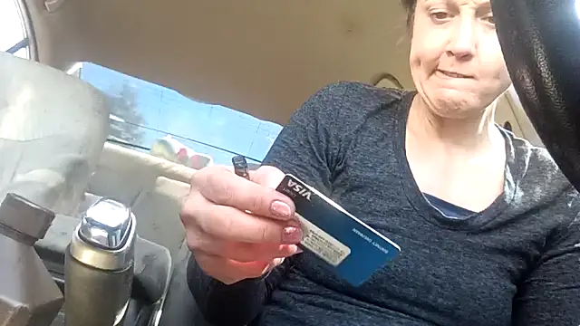 Snapshot of SexyB214 chatting on March 3, 6:58 pm SexyB214 online show from March 3, 6:58 pm