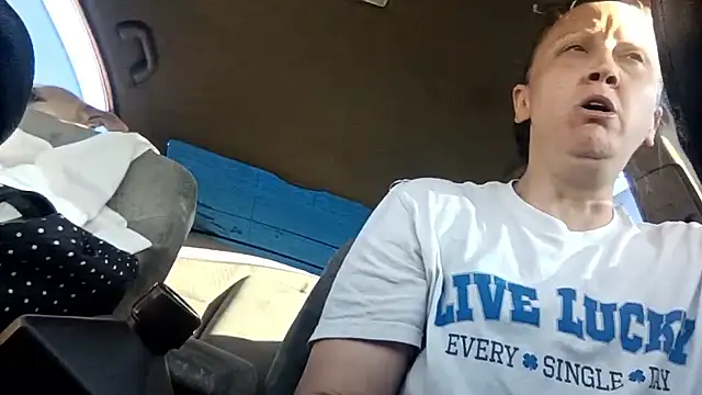 Snapshot of SexyB214 chatting on March 5, 3:30 pm SexyB214 online show from March 5, 3:30 pm