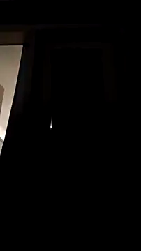 Snapshot of SexyB214 chatting on March 15, 5:35 am SexyB214 online show from March 15, 5:35 am