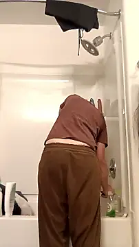 Snapshot of SexyB214 chatting on March 17, 5:05 pm SexyB214 online show from March 17, 5:05 pm