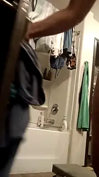 Snapshot of SexyB214 chatting on March 22, 7:23 am SexyB214 online show from March 22, 7:23 am