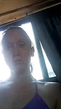 Snapshot of SexyB214 chatting on April 4, 12:20 am SexyB214 online show from April 4, 12:20 am