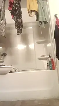 Snapshot of SexyB214 chatting on April 8, 5:18 am SexyB214 online show from April 8, 5:18 am