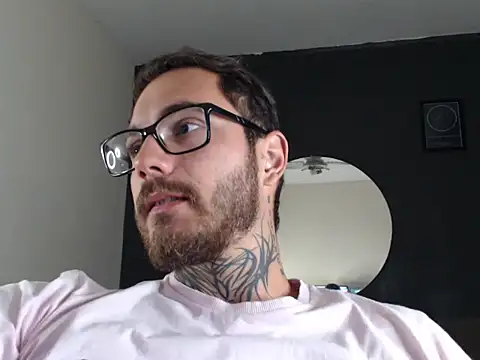 clark r online show from September 25, 11:52 pm