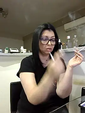 Milf Abigail online show from November 26, 1:39 am