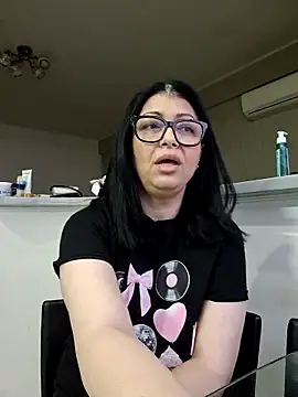 Milf Abigail online show from March 2, 5:08 am