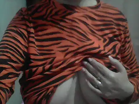 AnaXBerry online show from April 8, 6:52 pm