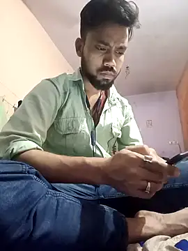 Snapshot of rockymumbai chatting on February 6, 1:27 am rockymumbai online show from February 6, 1:27 am