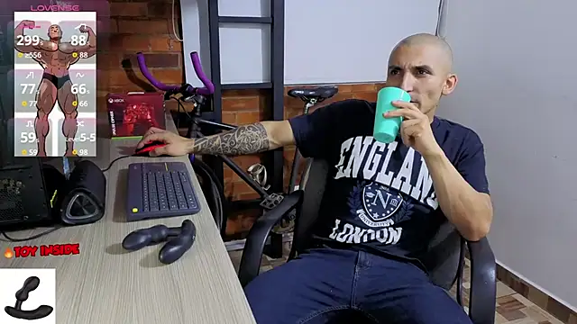 Marck Muscle online show from April 12, 4:06 am