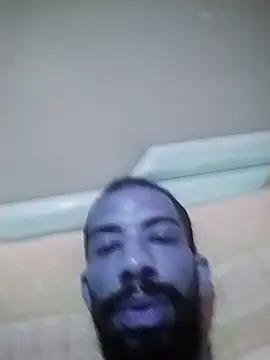 Snapshot of UncutToyBoy23cm chatting on February 22, 8:53 pm UncutToyBoy23cm online show from February 22, 8:53 pm