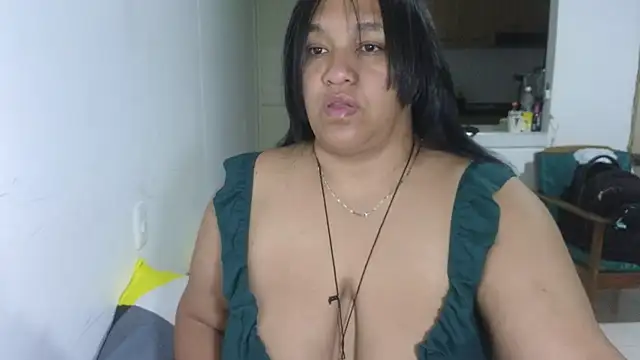 Snapshot of Mia_Adell_11 chatting on September 13, 8:58 am Mia Adell 11 online show from September 13, 8:58 am