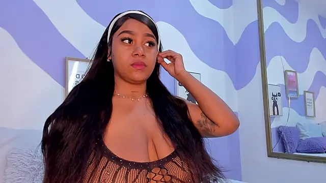 MONAAXXX  online show from October 6, 3:53 pm