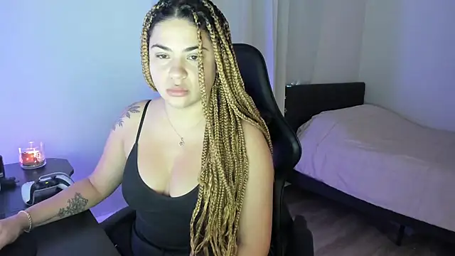 MelSaunders online show from December 21, 3:03 am