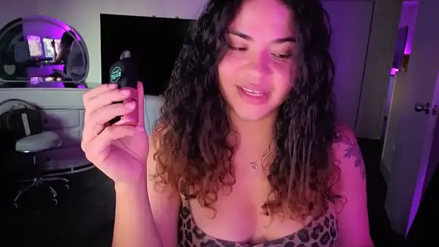 MelSaunders online show from July 24, 12:41 am