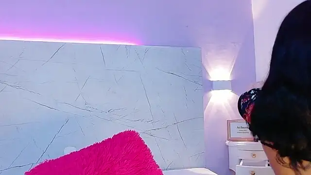 Snapshot of AbrilBrent chatting on November 17, 7:41 pm AbrilBrent online show from November 17, 7:41 pm