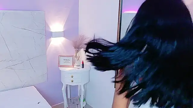 Snapshot of AbrilBrent chatting on November 28, 7:49 pm AbrilBrent online show from November 28, 7:49 pm