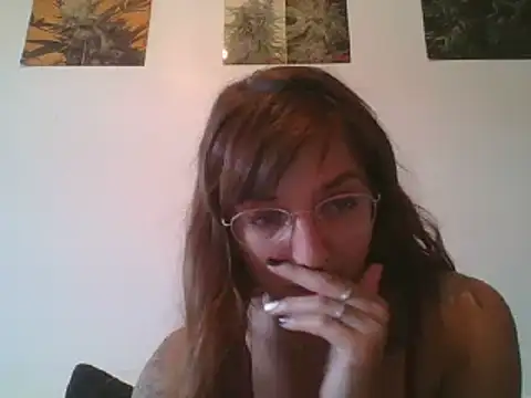 Snapshot of SweetyBabyDemon chatting on February 8, 8:42 pm SweetyBabyDemon online show from February 8, 8:42 pm