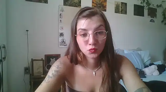 Snapshot of SweetyBabyDemon chatting on March 15, 1:07 pm SweetyBabyDemon online show from March 15, 1:07 pm