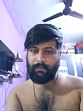 GlassBarge9 online show from December 31, 8:02 pm