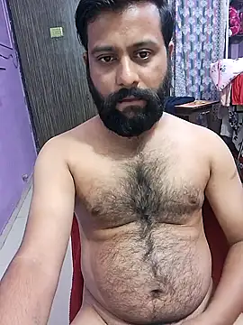 GlassBarge9 online show from January 4, 9:31 pm