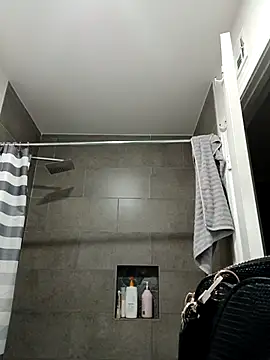 gorgeous11 online show from March 3, 5:53 am