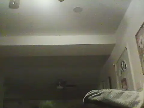 gorgeous11 online show from March 21, 9:45 am