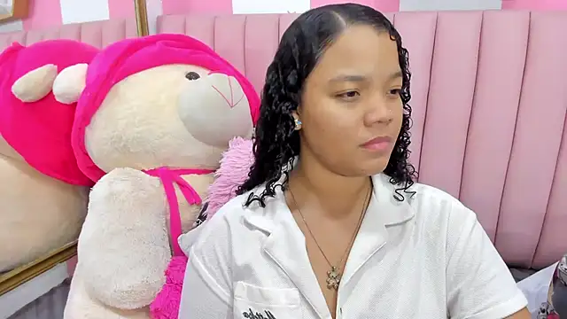 ISABELLA 020 online show from November 24, 1:55 pm