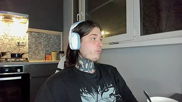 Snapshot of _torfin_ chatting on December 10, 3:52 am torfin online show from December 10, 3:52 am