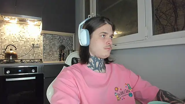 Snapshot of _torfin_ chatting on December 19, 11:25 pm torfin online show from December 19, 11:25 pm