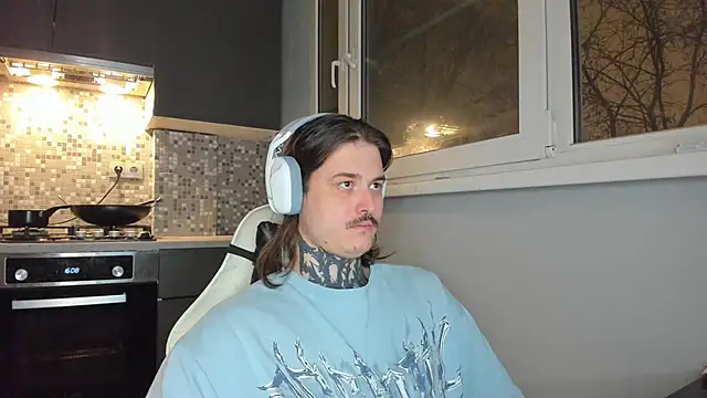 Snapshot of _torfin_ chatting on January 10, 9:31 pm torfin online show from January 10, 9:31 pm