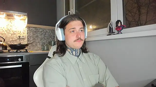 Snapshot of _torfin_ chatting on February 8, 8:10 pm torfin online show from February 8, 8:10 pm