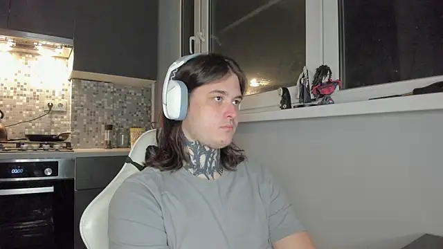 Snapshot of _torfin_ chatting on March 15, 1:19 am torfin online show from March 15, 1:19 am