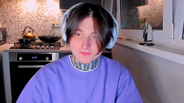 Snapshot of _torfin_ chatting on February 28, 10:00 pm torfin online show from February 28, 10:00 pm