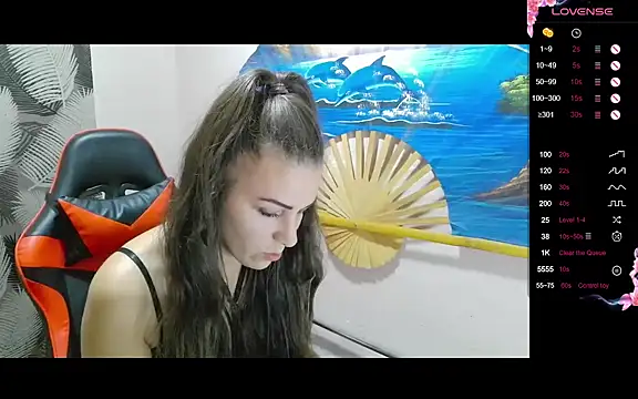 Snapshot of Catbaby32 chatting on November 6, 9:37 pm Catbaby32 online show from November 6, 9:37 pm