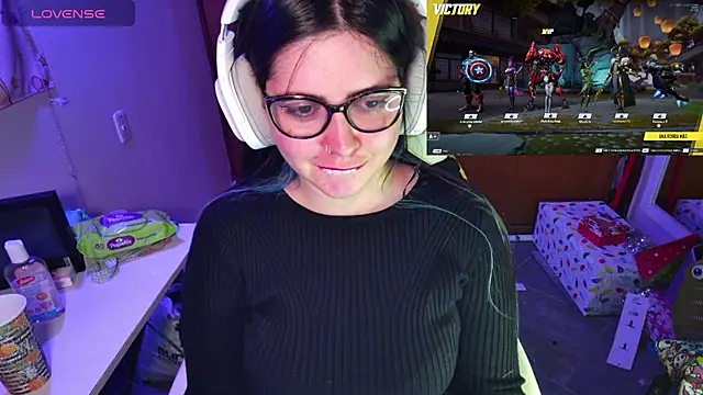 Vallolet Spencer online show from December 23, 5:28 am