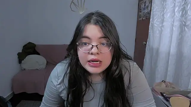 Aria Fullbuster online show from December 13, 8:58 pm