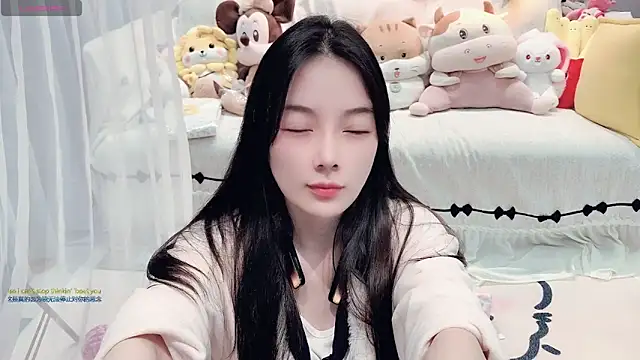 AKiKi711 online show from March 15, 5:08 pm