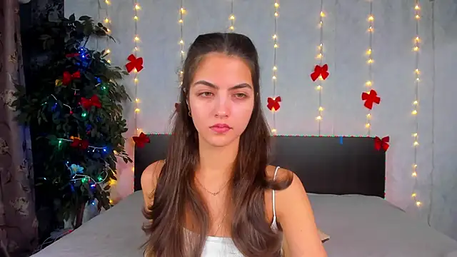 Milana Crystal  online show from December 22, 8:11 am