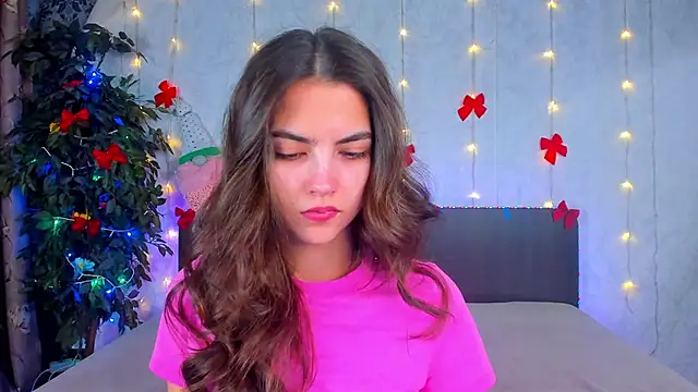 Snapshot of Milana_Crystal_ chatting on February 2, 8:02 am Milana Crystal online show from February 2, 8:02 am