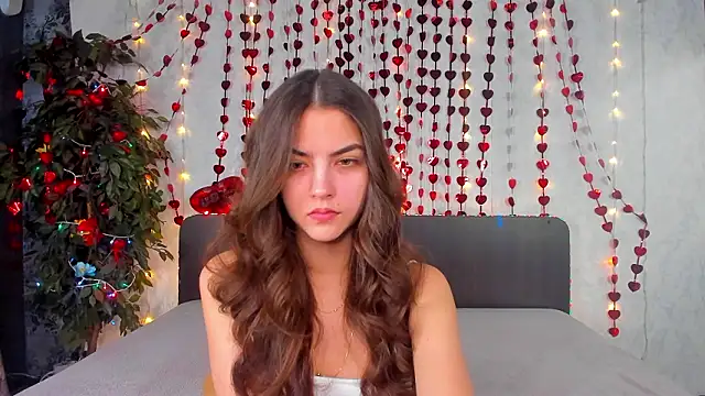 Snapshot of Milana_Crystal_ chatting on February 28, 7:53 am Milana Crystal online show from February 28, 7:53 am
