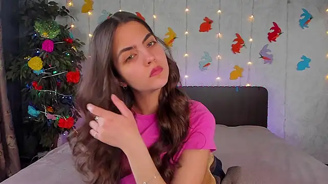 Milana Crystal  online show from April 9, 7:14 am