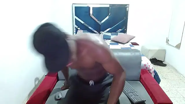 MiguelAngelxl online show from October 14, 6:20 pm