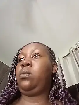 Snapshot of SassyAss_Coco chatting on April 30, 2:18 am SassyAss Coco online show from April 30, 2:18 am