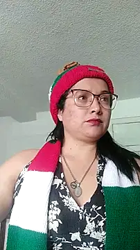 lilith campb online show from December 18, 3:33 pm